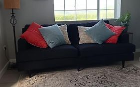 Dingle Escape -2 Bed -Sleeps 4